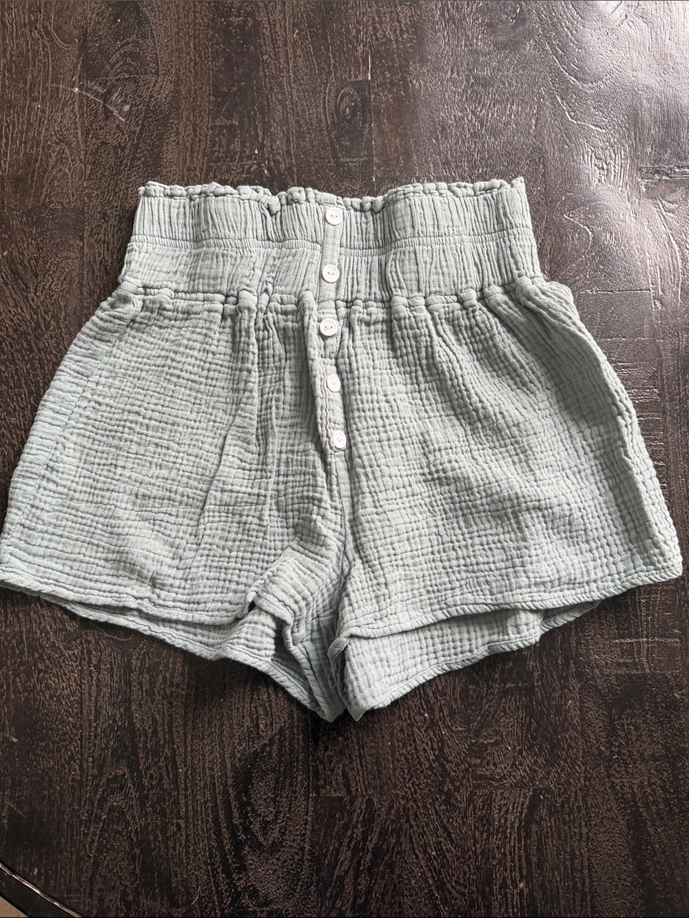 Smocked High-Waist Button-Front Women’s Shorts — Light Sage